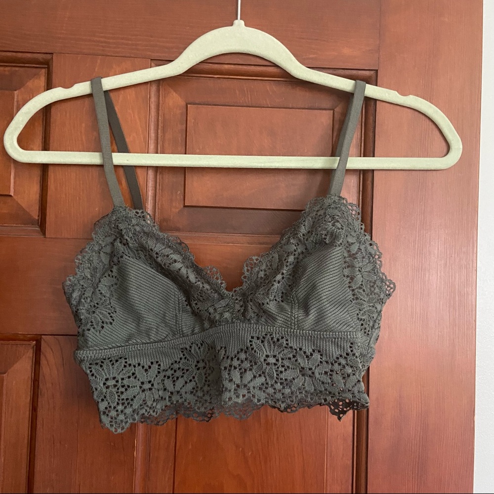 EUC Small Aerie Bralette
